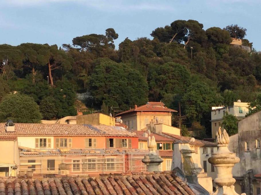 Studio De Charme Au Coeur De La Vieille Ville นีซ ภายนอก รูปภาพ